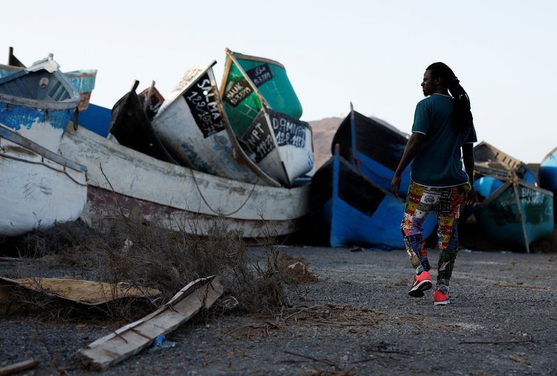 &copy; Reuters. Cementerio de barcas abandonadas en Arinaga, España, 4 de agosto de 2022. REUTERS/Borja Suárez