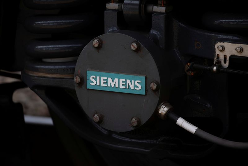 &copy; Reuters. Siemens
08/02/2021
REUTERS/Mike Blake