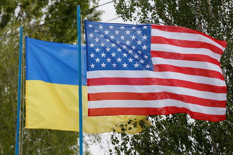 &copy; Reuters. FILE PHOTO: National flags of Ukraine and the U.S. fly at a compound of a police training base outside Kiev, Ukraine, May 6, 2016. Picture taken May 6, 2016. REUTERS/Valentyn Ogirenko