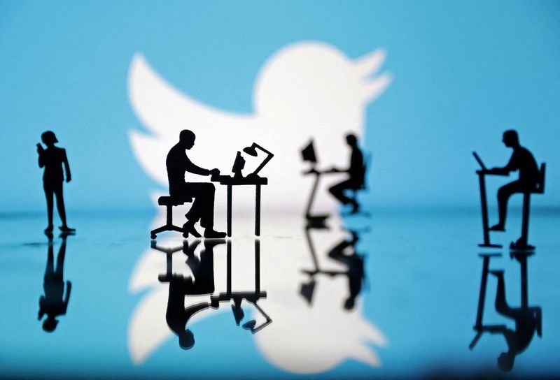 Twitter plan to fight midterm misinformation falls short, voting rights experts say