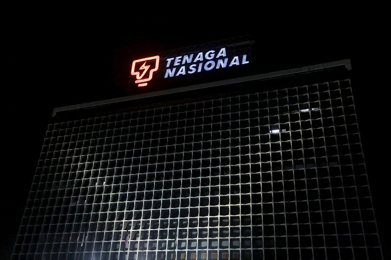 消息人士称，马来西亚的 Tenaga 计划进行 10 亿美元的电力业务首次公开募股