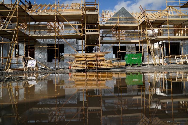 &copy; Reuters. FILE PHOTO: A general view of a residential housing construction site amid the coronavirus disease (COVID-19) pandemic, in Galway, Ireland, October 8, 2020. REUTERS/Clodagh Kilcoyne/File Photo