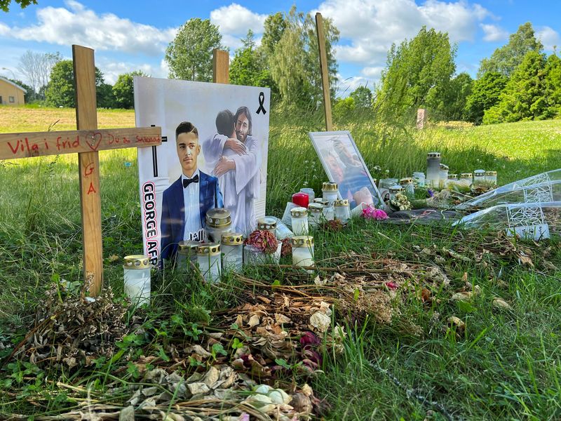 &copy; Reuters. Flowers and other objects are placed at a memorial site for young men shot dead in the suburb of Varberga in May, in Orebro, Sweden June 22, 2022. REUTERS/Johan Ahlander