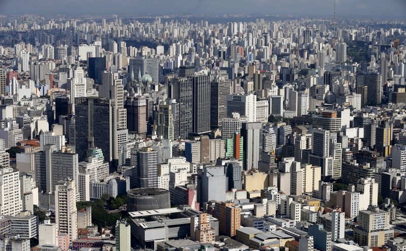 &copy; Reuters. FILE PHOTO: A general view of the skyline of Sao Paulo April 2, 2015. REUTERS/Paulo Whitaker