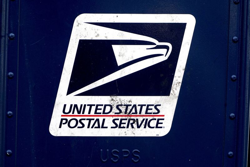 States urge USPS to halt gas-delivery vehicle purchases pending review