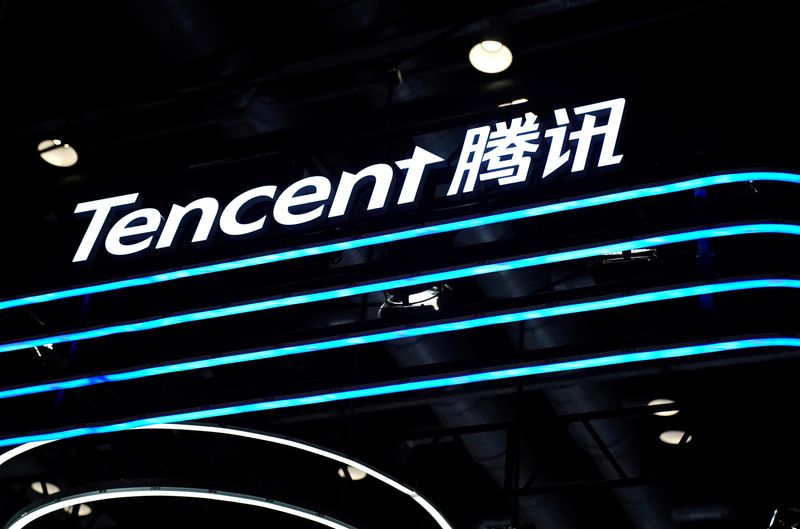 &copy; Reuters. FILE PHOTO: A logo of Tencent is seen at its booth at the 2020 China International Fair for Trade in Services (CIFTIS) in Beijing, China September 4, 2020. REUTERS/Tingshu Wang