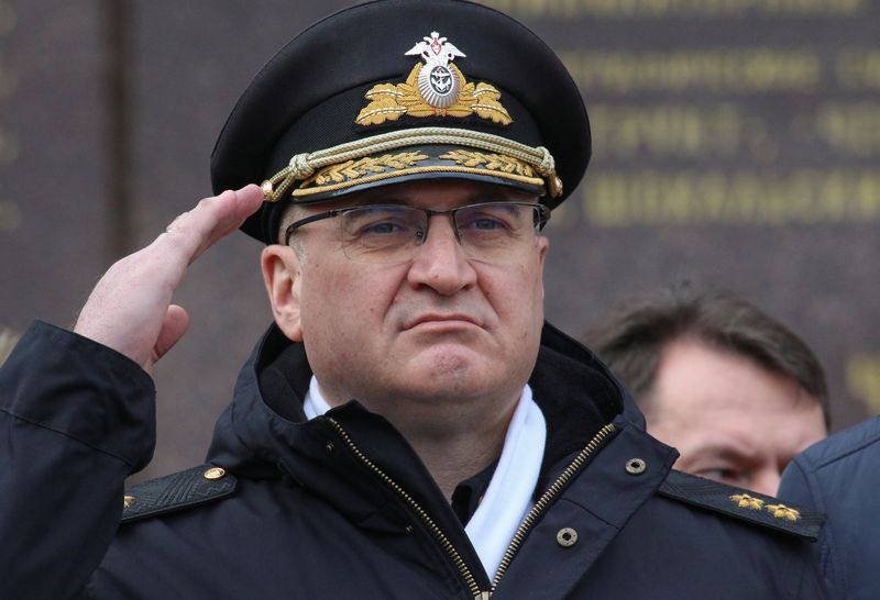 &copy; Reuters. ロシア黒海艦隊の新司令官にビクトル・ソコロフ氏が就任したと、ロシア通信（ＲＩＡ）が１７日、関係筋の情報として伝えた。この情報が確認されれば、ロシアのウクライナ侵攻開始以降