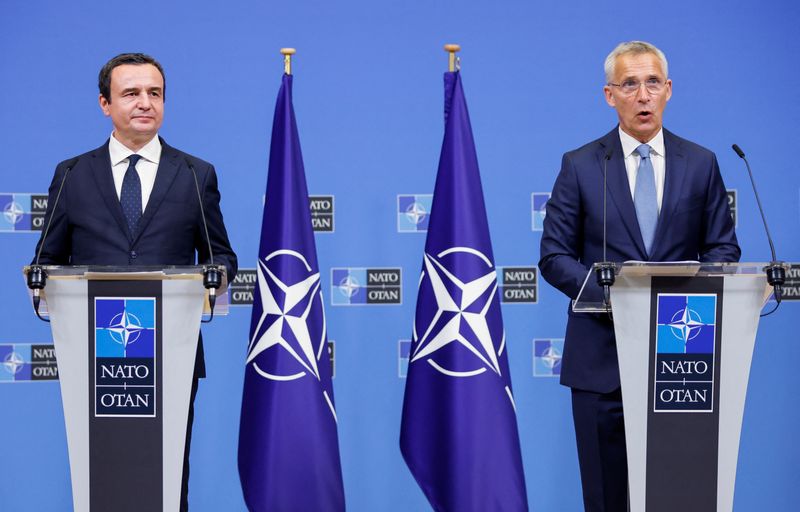 &copy; Reuters. Stoltenberg se reúne com premiê de Kosovo Kurti em Bruxelas
 17/8/2022   REUTERS/Johanna Geron