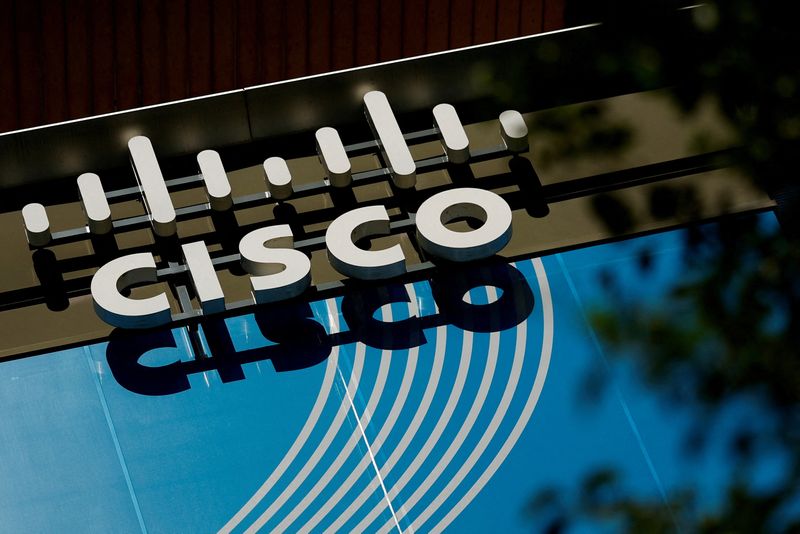 Cisco expects revenue growth as supply chain pressures ease