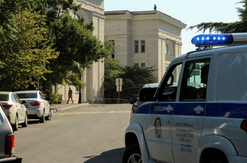 &copy; Reuters. FILE PHOTO: A view shows the Russian Black Sea Fleet's headquarters following a reported combat drone attack in Sevastopol, Crimea July 31, 2022. REUTERS/Stringer