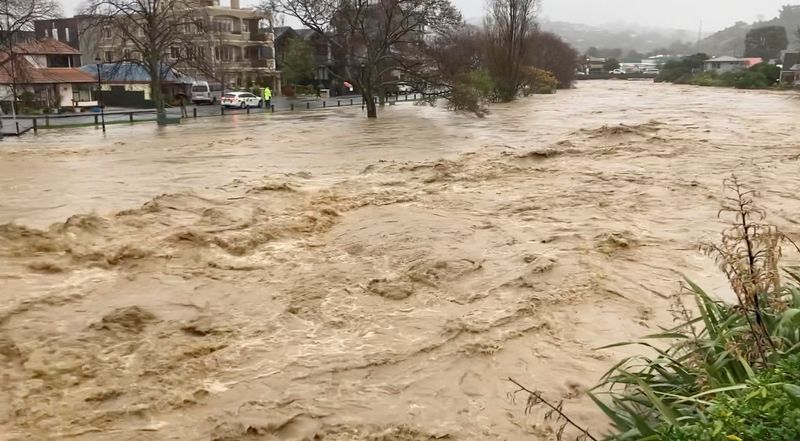 Torrential rains lash New Zealand for 3rd day, hundreds evacuate homes