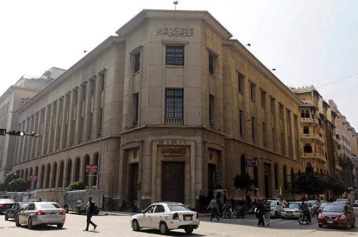 &copy; Reuters. مقر البنك المركزي المصري في وسط القاهرة بصورة من أرشيف رويترز.