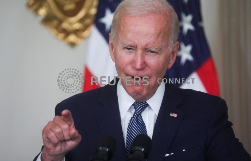 &copy; Reuters. الرئيس الأمريكي جو بايدن يتحدث خلال مراسم في البيت الأبيض بواشنطن يوم 16 أغسطس 2022. تصوير: ليا ميليس - رويترز.