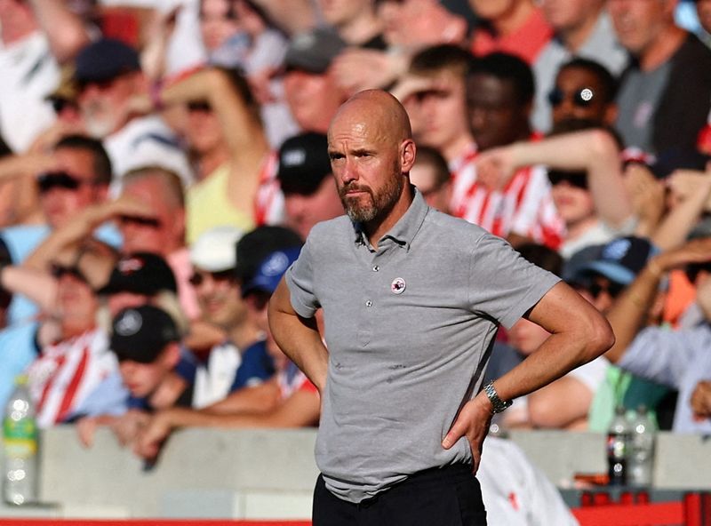 &copy; Reuters. Ten Hag em jogo do Manchester United contra o Brentford 
 13/8/2022     REUTERS/David Klein