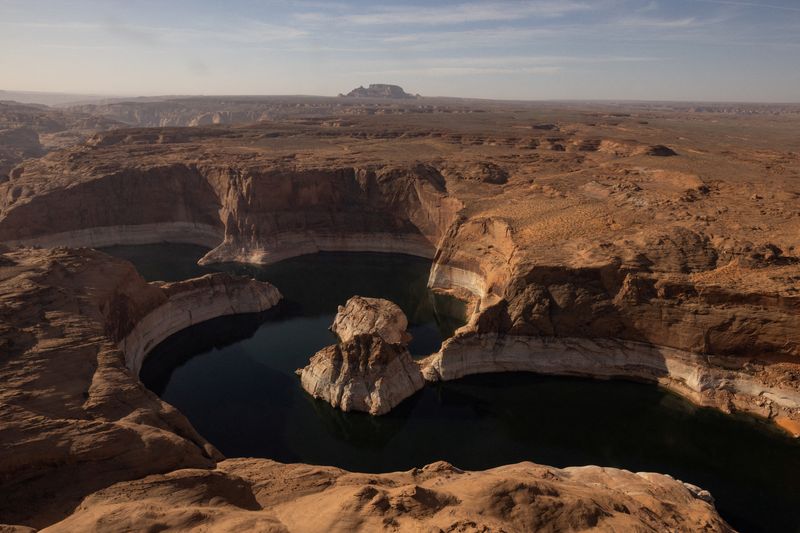 &copy; Reuters. FILE PHOTO: An aerial view of Lake Powell is seen, where water levels have declined dramatically to lows not seen since it was filled in the 1960s as growing demand for water and climate change shrink the Colorado River and create challenges for business 