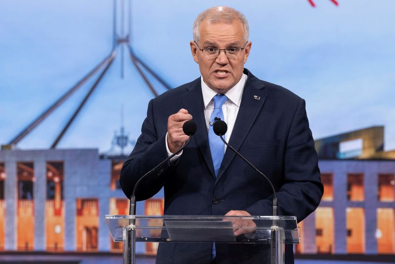 &copy; Reuters. FILE PHOTO: Australian incumbent Prime Minister Scott Morrison speaks during the second leaders' debate of the 2022 federal election campaign at the Nine studio in Sydney, Australia May 8, 2022. Alex Ellinghausen/Pool via REUTERS
