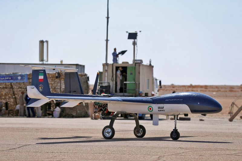 &copy; Reuters. طائرة مسيرة خلال تدريبات عسكرية في مكان غير معلوم في إيران في صورة تم توزيعها يوم الأربعاء. صورة لرويترز من وكالة أنباء غرب آسيا.