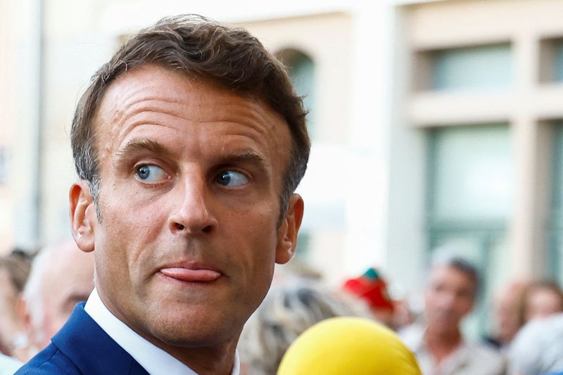 &copy; Reuters. Presidente da França, Emmanuel Macron, durante cerimônia em Bormes-les-Mimosas, no sul do país
19/08/2022 REUTERS/Eric Gaillard/Pool