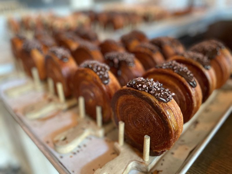 &copy; Reuters. Croissant circular recheado de creme é a nova sensação gastronômica em Nova York
24/08/2022
REUTERS/Roselle Chen