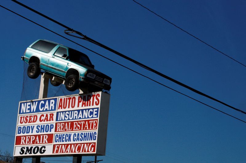 U.S. consumers borrow at record levels as car prices surge - Experian