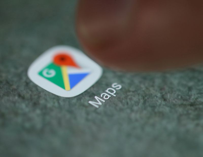 &copy; Reuters. FILE PHOTO: The Google Maps app logo is seen on a smartphone in this picture illustration taken September 15, 2017. REUTERS/Dado Ruvic/Illustration/File Photo