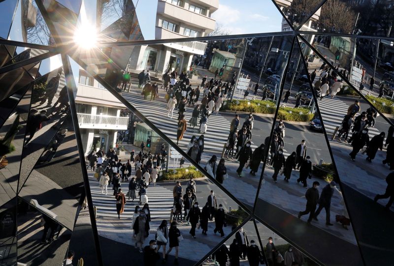 &copy; Reuters. 　８月２６日、総務省によると、８月の東京都区部消費者物価指数（生鮮食品を除く、コアＣＰＩ）は前年同月比２．６％上昇した。東京都で２０２０年１２月撮影（２０２２年　ロイター