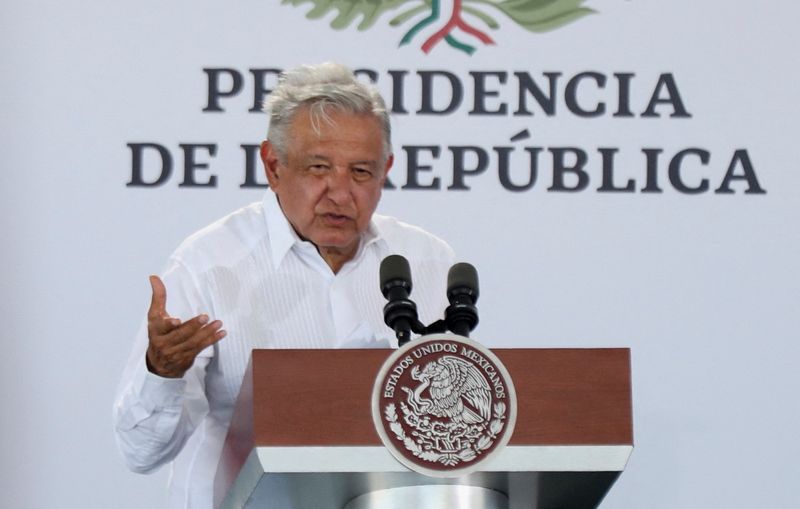 &copy; Reuters. FILE PHOTO - Mexico's President Andres Manuel Lopez Obrador speaks during the inauguration of the Dos Bocas refinery from the Mexican state-run oil producer Petroleos Mexicanos (PEMEX) in Paraiso, Tabasco state, Mexico, July 1, 2022. REUTERS/Edgard Garrid