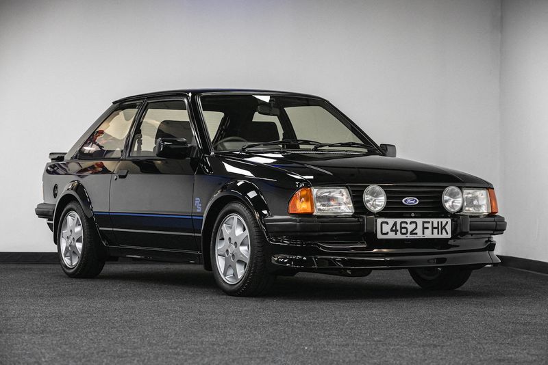 &copy; Reuters. FILE PHOTO: A 1985 Ford Escort RS Turbo S1 car formerly driven by the late Princess Diana, offered for sale via Silverstone Auctions on August 27, 2022, is seen in this undated handout photo taken in an unknown location. Silverstone Auctions /Handout via 