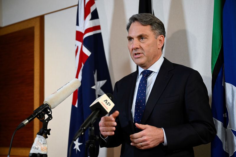 &copy; Reuters. FILE PHOTO: Australian Defence Minister Richard Marles speaks to the media at the 19th Shangri-La Dialogue in Singapore June 12, 2022. REUTERS/Caroline Chia