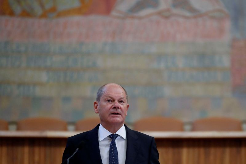 &copy; Reuters. German Chancellor Olaf Scholz gives a lecture at Charles University in Prague, Czech Republic, August 29, 2022. REUTERS/David W Cerny