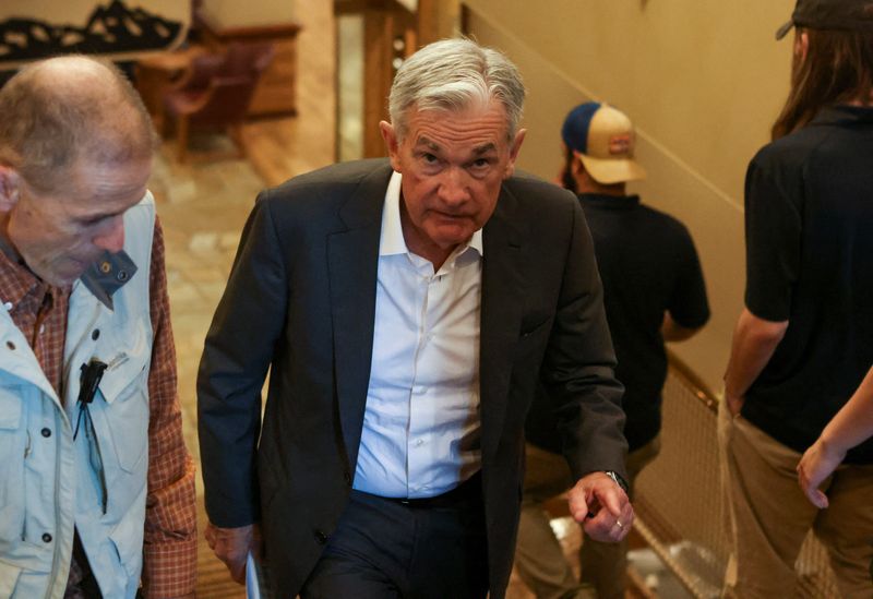 &copy; Reuters. FILE PHOTO: Jerome Powell, chair of the Federal Reserve walks in Teton National Park where financial leaders from around the world gathered for the Jackson Hole Economic Symposium outside Jackson, Wyoming, U.S., August 26, 2022. REUTERS/Jim Urquhart