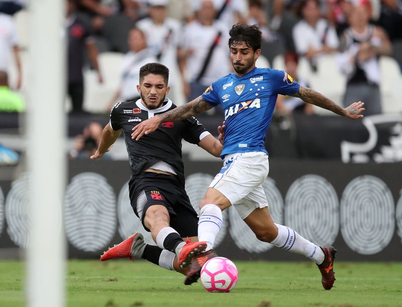 &copy; Reuters. Partida entre Vasco e Cruzeiro pelo Cameponato brasileiro
14/10/2018
REUTERS/Ricardo Moraes