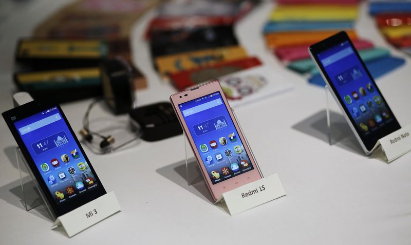 India does not plan to restrict low-cost foreign smartphone sales