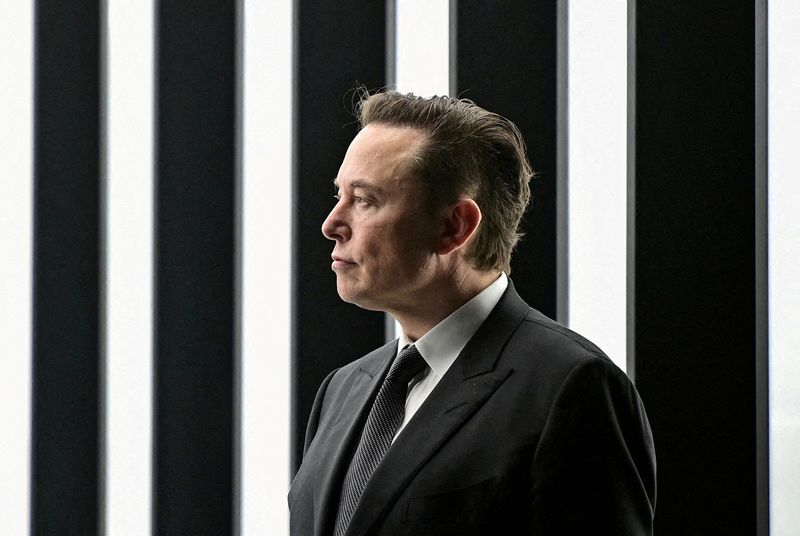 &copy; Reuters. FILE PHOTO: Elon Musk attends the opening ceremony of the new Tesla Gigafactory for electric cars in Gruenheide, Germany, March 22, 2022. Patrick Pleul/Pool via REUTERS/File Photo/File Photo