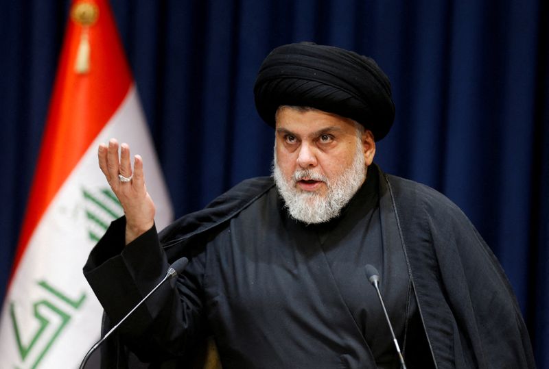 &copy; Reuters. رجل الدين الشيعي مقتدى الصدر - صورة من أرشيف رويترز. 