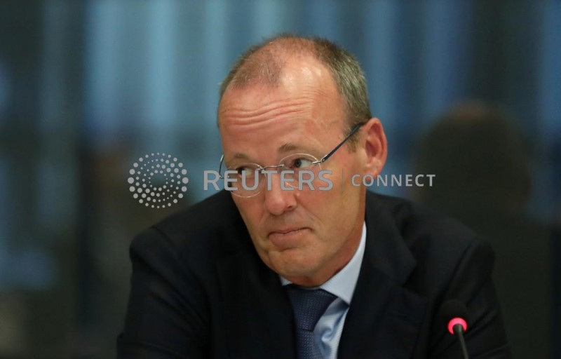 &copy; Reuters. Il governatore della Banca d'Olanda Klaas Knot durante un meeting parlamentare a L'Aia. 23 settemvre 2019.    REUTERS/Eva Plevier/File Photo