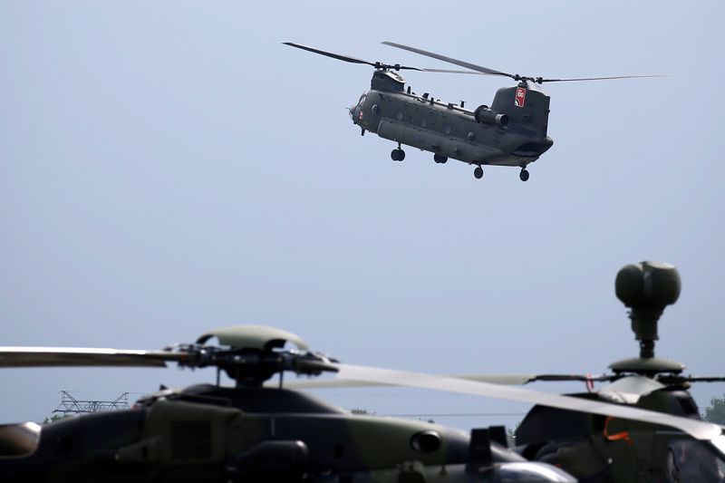 &copy; Reuters. FILE PHOTO: A Boeing CH-47 Chinook helicopter is seen at the ILA Air Show in Berlin, Germany, April 25, 2018.    REUTERS/Axel Schmidt