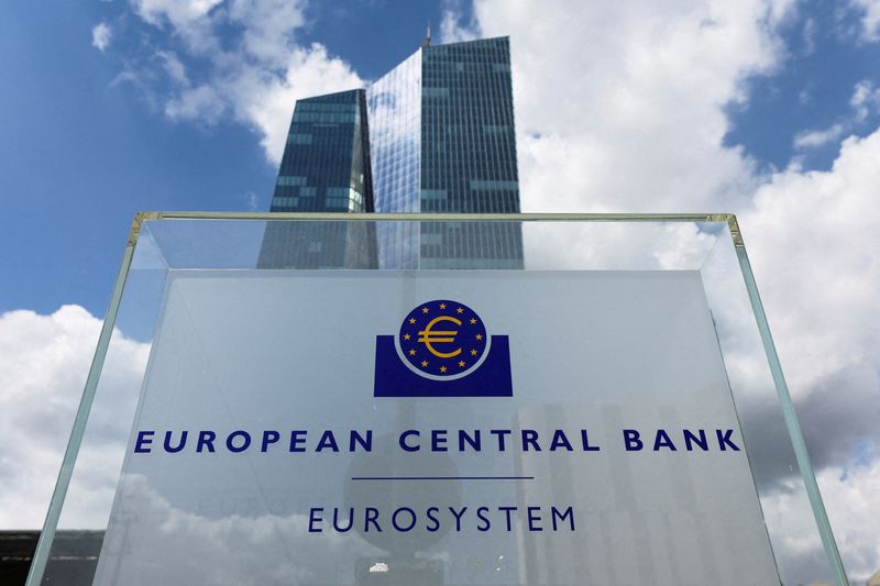 © Reuters. FILE PHOTO: Signage is seen outside the European Central Bank (ECB) building, in Frankfurt, Germany, July 21, 2022. REUTERS/Wolfgang Rattay