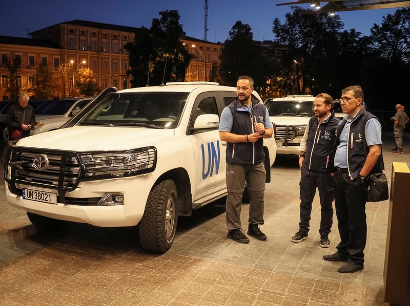 &copy; Reuters. Missão da AIEA em Kiev
 31/8/2022   REUTERS/Gleb Garanich