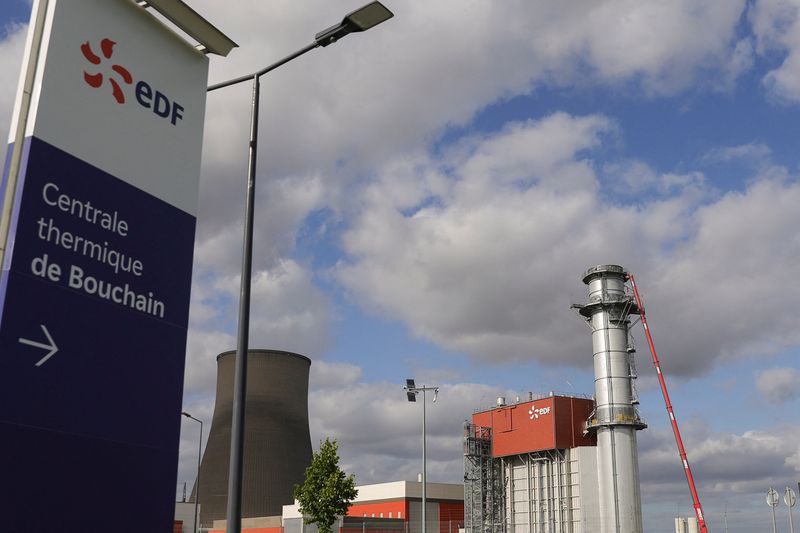 &copy; Reuters. FILE PHOTO: A general view of the 585 megawatt EDF gas-fired power plant in Bouchain, near Valenciennes, France, July 7, 2022. REUTERS/Pascal Rossignol