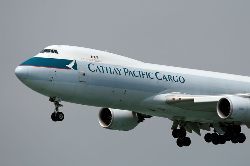 &copy; Reuters. FILE PHOTO: A Cathay Pacific Cargo Boeing 747-8F plane descends before landing at Hong Kong Airport in Hong Kong, China April 4, 2018.      REUTERS/Bobby Yip