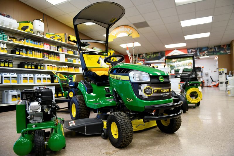 &copy; Reuters. FILE PHOTO: John Deere equipment is seen at a John Deere dealership in Taylor, Texas, U.S., February 16, 2017. Picture taken February 16, 2017. REUTERS/Mohammad Khursheed/File Photo