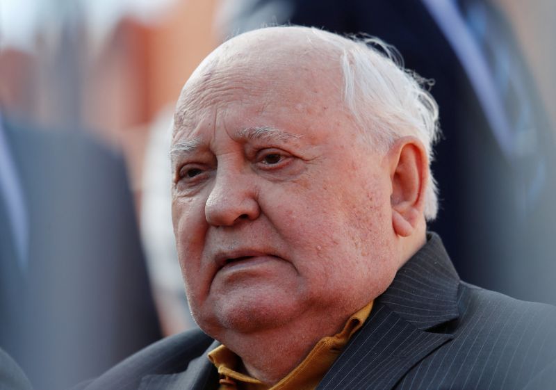 &copy; Reuters. FILE PHOTO: Former Soviet President Mikhail Gorbachev attends the Victory Day parade, marking the 73rd anniversary of the victory over Nazi Germany in World War Two, at Red Square in Moscow, Russia May 9, 2018. REUTERS/Maxim Shemetov/File Photo