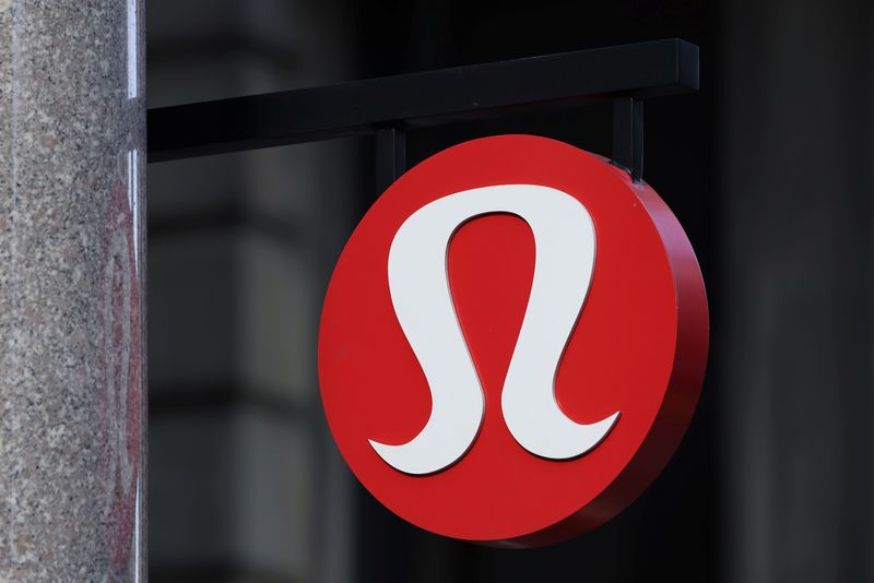 &copy; Reuters. FLE PHOTO: The logo for Lululemon Athletica is seen at a store in Manhattan, New York, U.S., December 7, 2021. REUTERS/Andrew Kelly