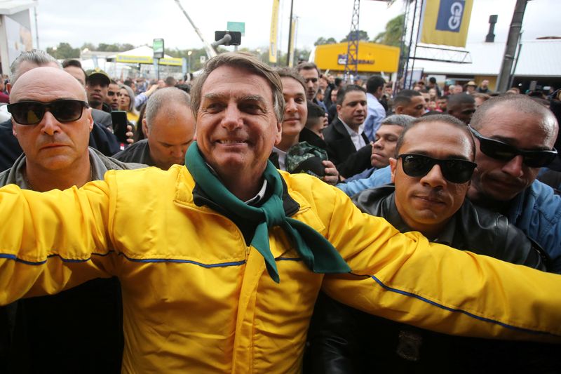 &copy; Reuters. Presidente Jair Bolsonaro durante visita a feira agrícola em Esteio, no Rio Grande do Sul
02/09/2022 REUTERS/Diego Vara