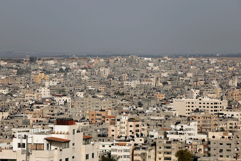 &copy; Reuters. FILE PHOTO: General view of Gaza city May 29, 2022. REUTERS/Mohammed Salem/File Photo