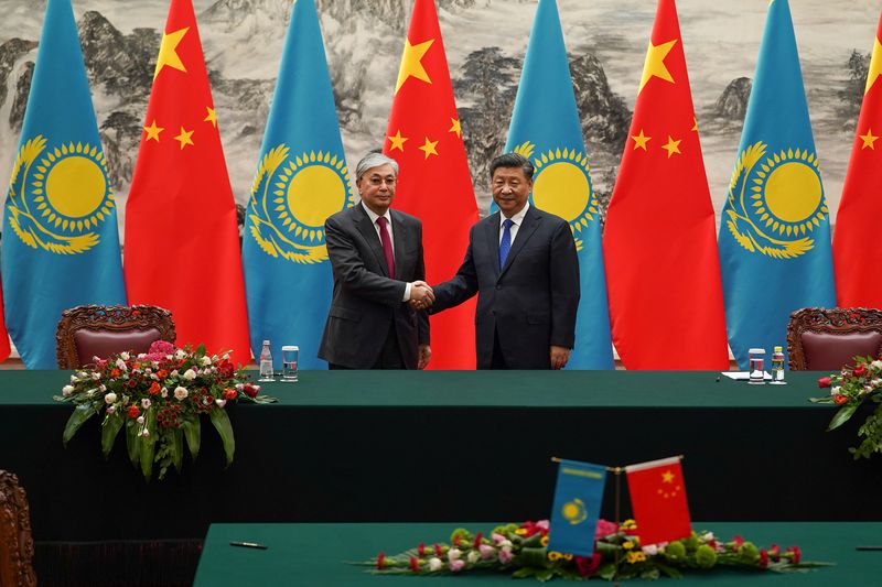 &copy; Reuters. カザフスタン外務省は５日、中国の習近平国家主席が１４日にカザフスタンを訪問すると発表した。トカエフ大統領と会談し、二国間文書に署名する予定。両首脳、２０１９年９月の北京で