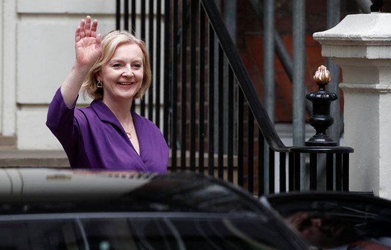 &copy; Reuters. Liz Truss leaves the Conservative Party headquarters, after being announced as Britain's next Prime Minister, in London, Britain September 5, 2022. REUTERS/Peter Nicholls