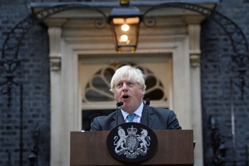 &copy; Reuters. Outgoing British Prime Minister Boris Johnson delivers a speech on his last day in office, outside Downing Street, in London, Britain September 6, 2022. REUTERS/Toby Melville