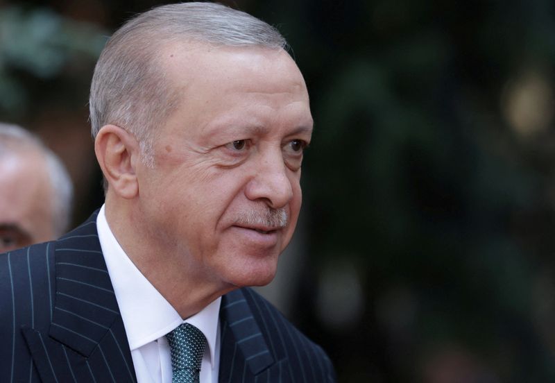 &copy; Reuters.  Turkish President Tayyip Erdogan reviews the honor guard during a visit to Sarajevo, Bosnia and Herzegovina September 6, 2022. REUTERS/Dado Ruvic/